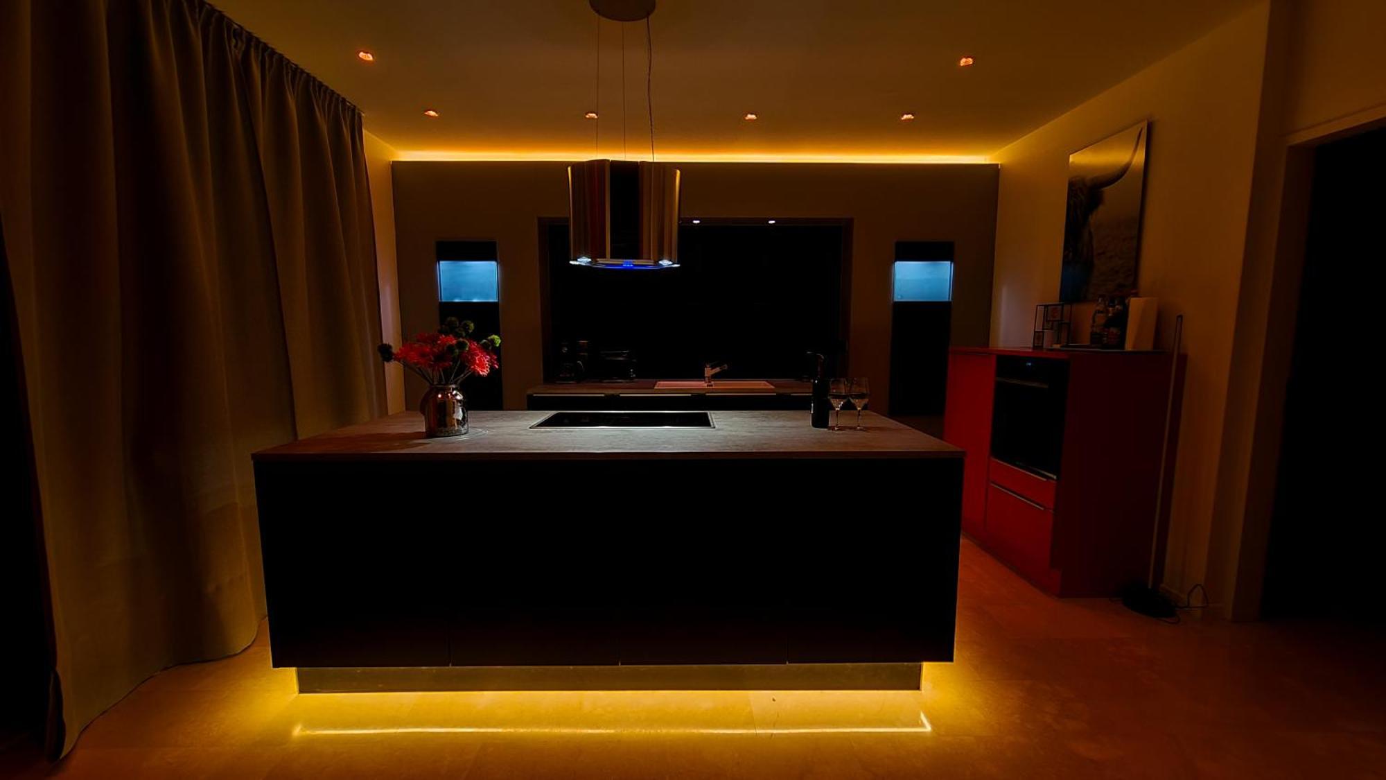 Deluxe Apartment Mit Sauna, Gehobene Ausstattung, Sydney Schwarzenbek Buitenkant foto
