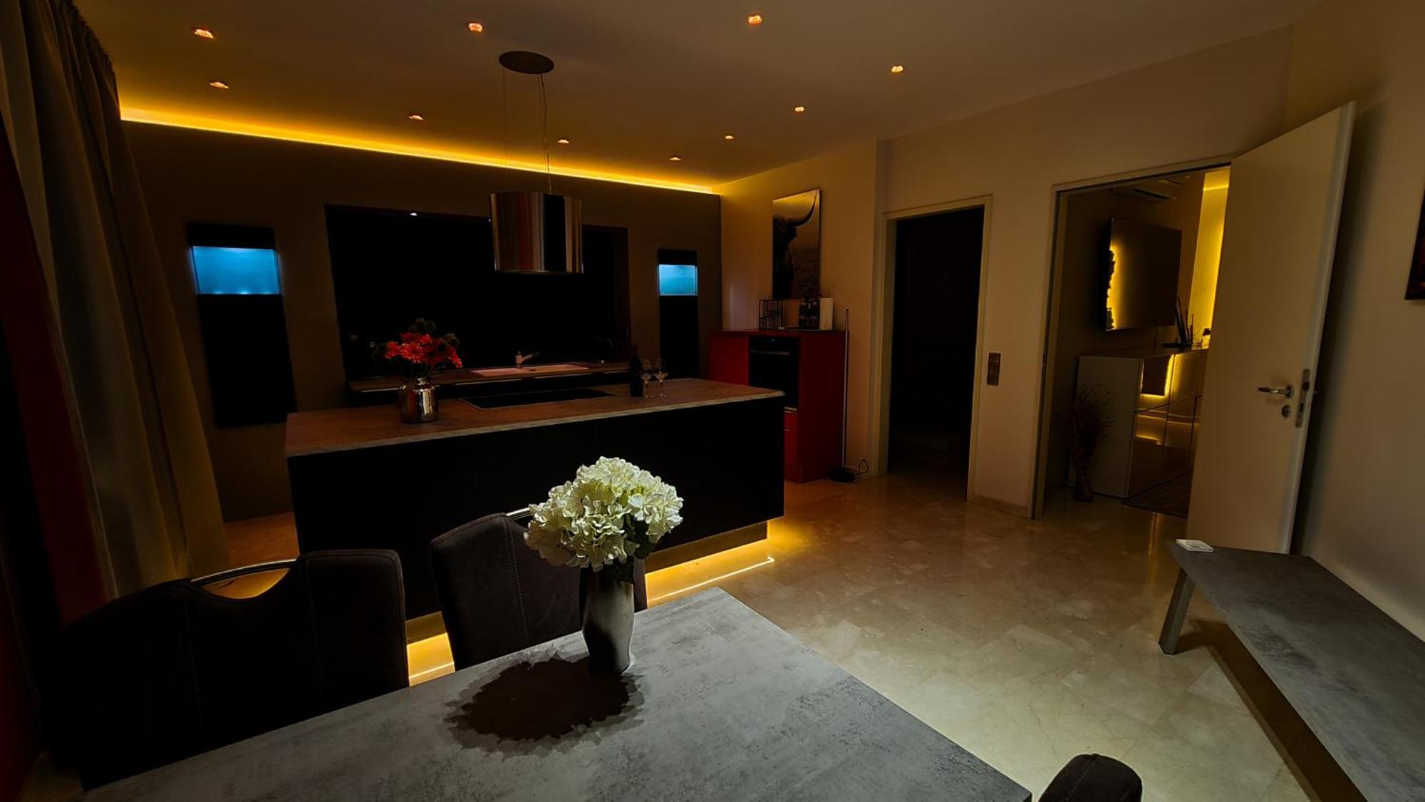 Deluxe Apartment Mit Sauna, Gehobene Ausstattung, Sydney Schwarzenbek Buitenkant foto