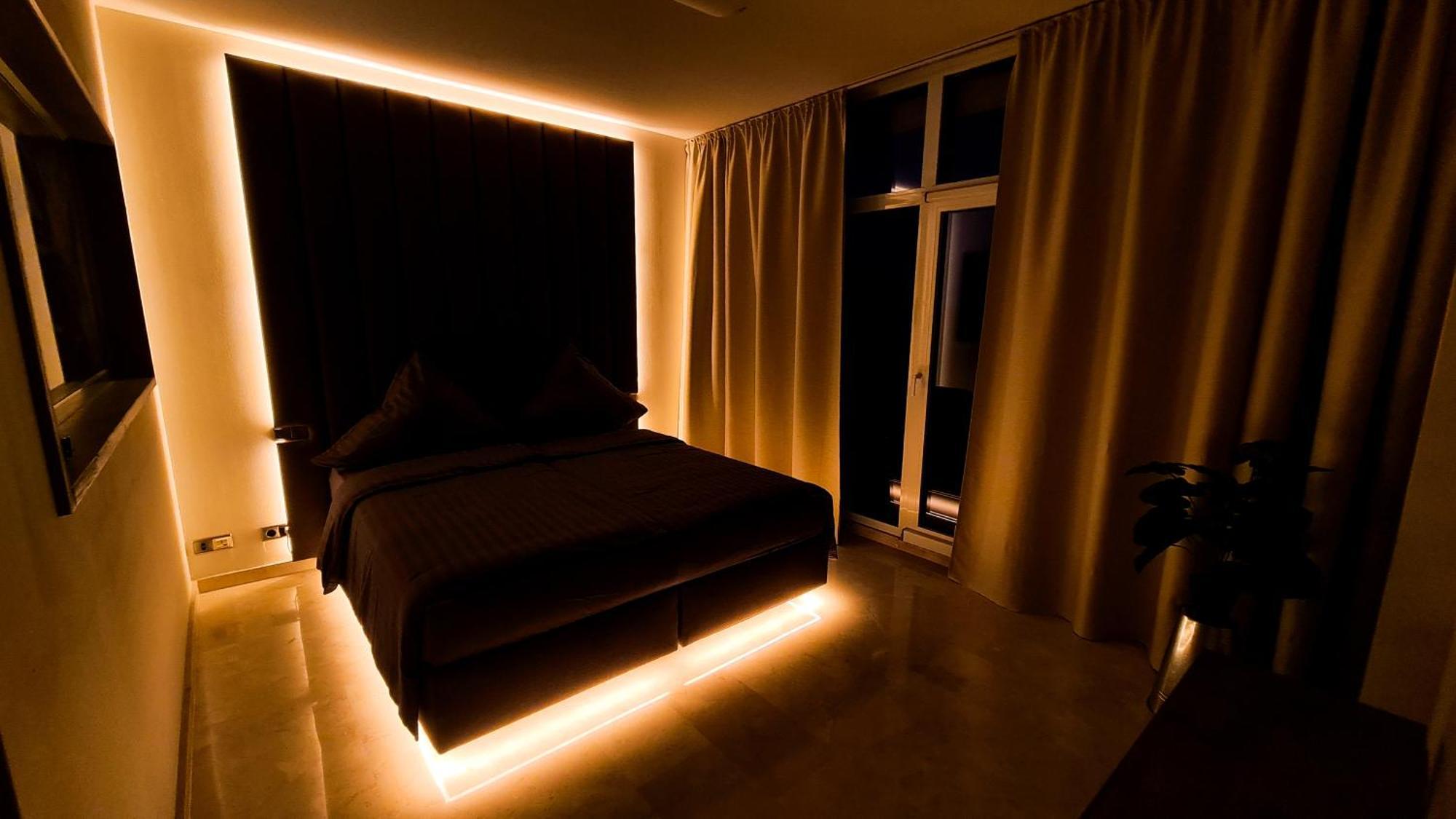 Deluxe Apartment Mit Sauna, Gehobene Ausstattung, Sydney Schwarzenbek Buitenkant foto