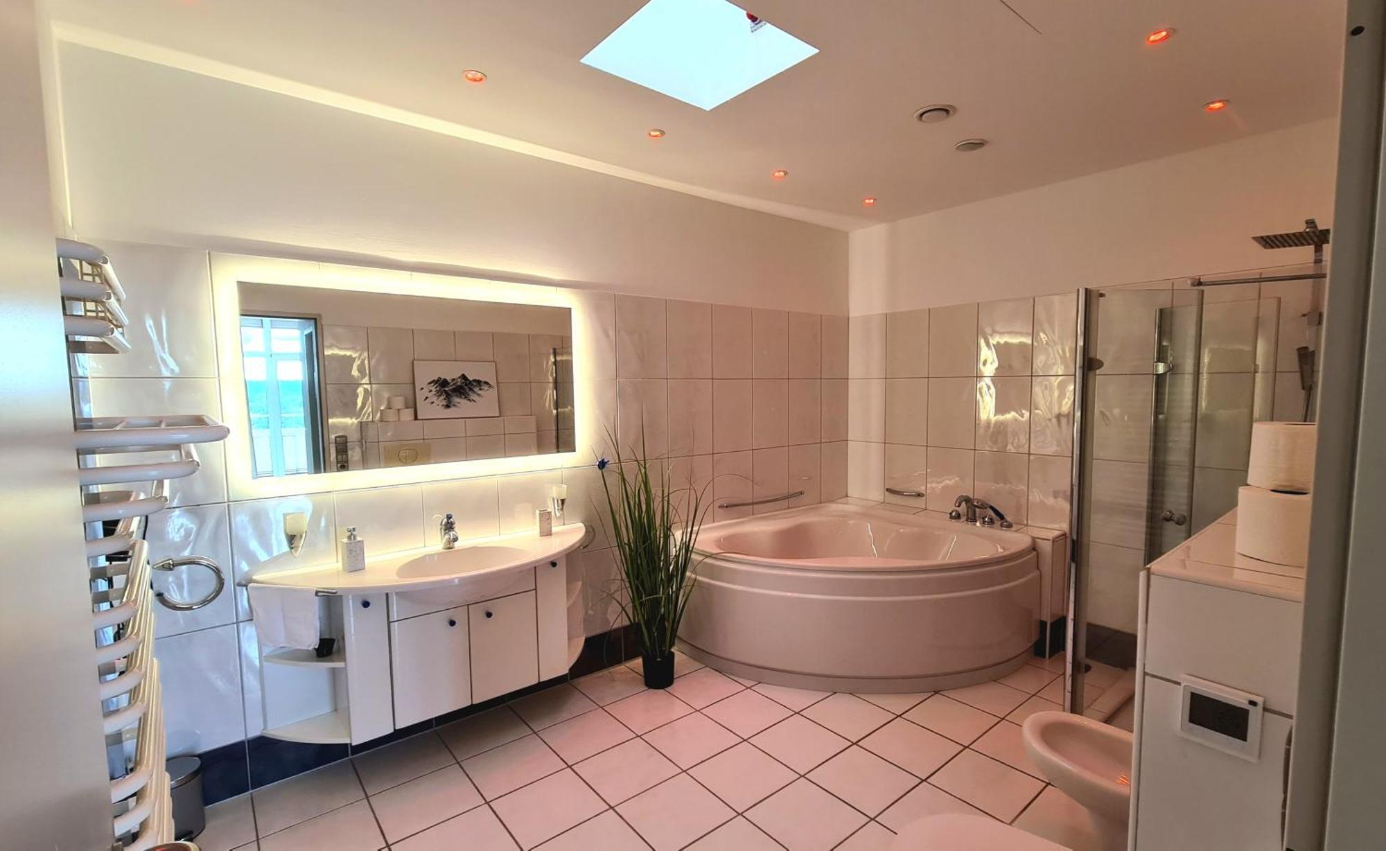 Deluxe Apartment Mit Sauna, Gehobene Ausstattung, Sydney Schwarzenbek Buitenkant foto